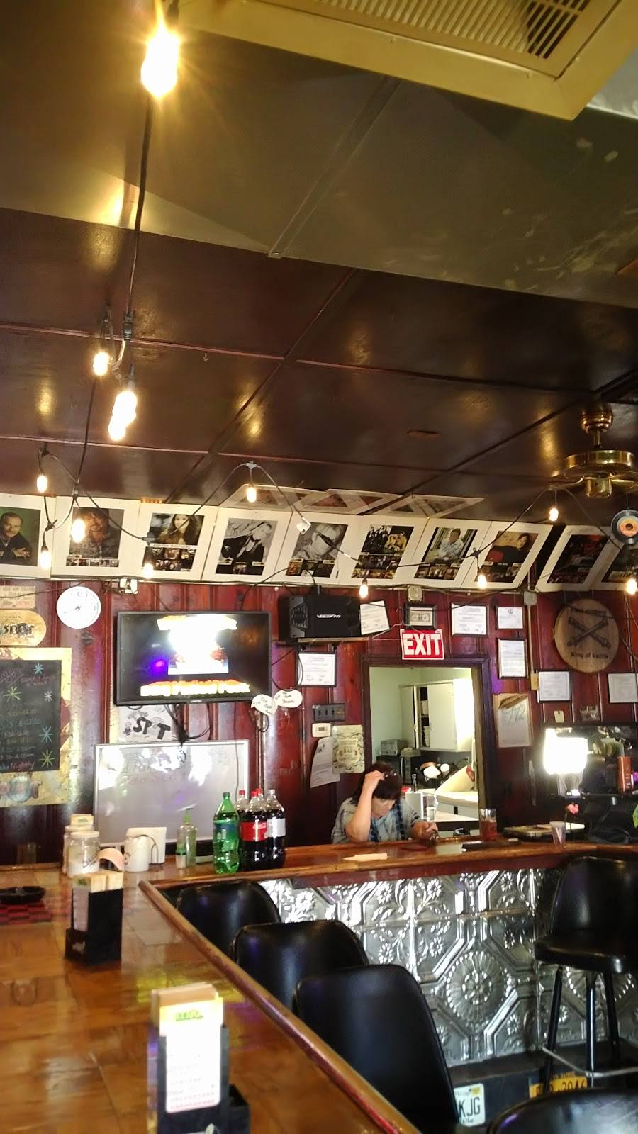 The Spot Bar N Grill | night club | 139 Tiptop Rd, Vine Grove, KY 40175, USA | 2708289512 OR +1 270-828-9512