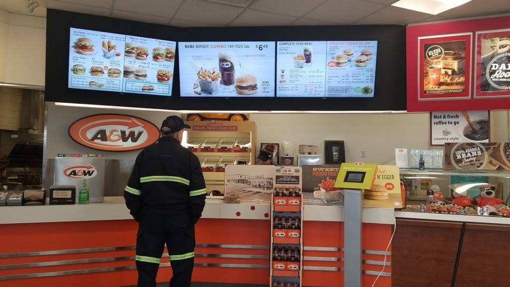 A&W Canada | restaurant | 10 Legend Ct, Ancaster, ON L9K 1J3, Canada | 9053046582 OR +1 905-304-6582
