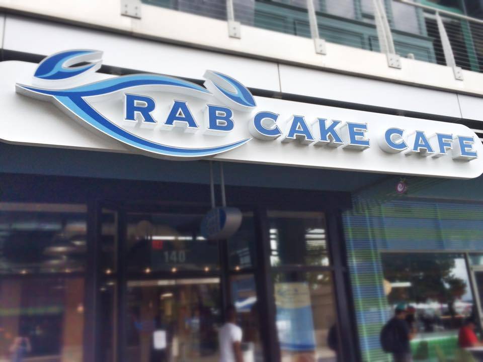 Crab Cake Cafe Restaurant 140 National Plaza, Oxon Hill, MD 20745, USA