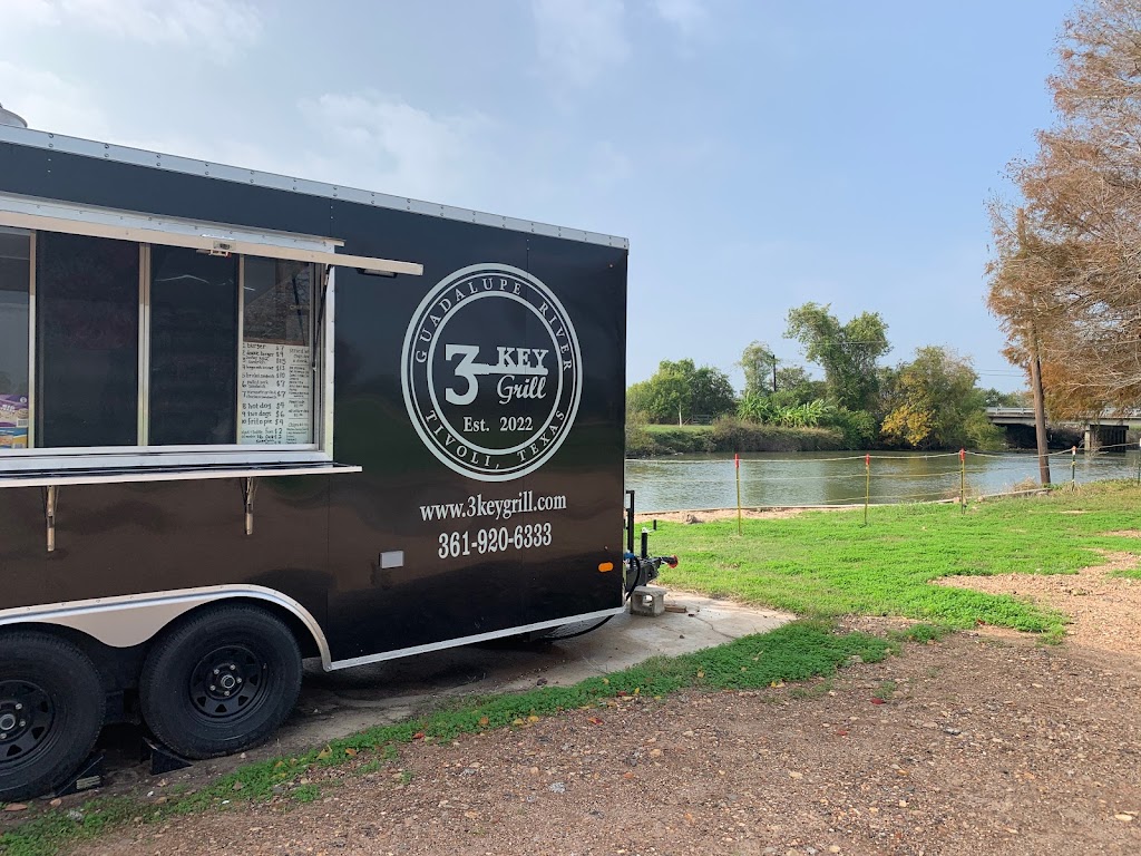3 Key Grill | restaurant | 19 Haeber Ln, Tivoli, TX 77990, USA | 3619206333 OR +1 361-920-6333