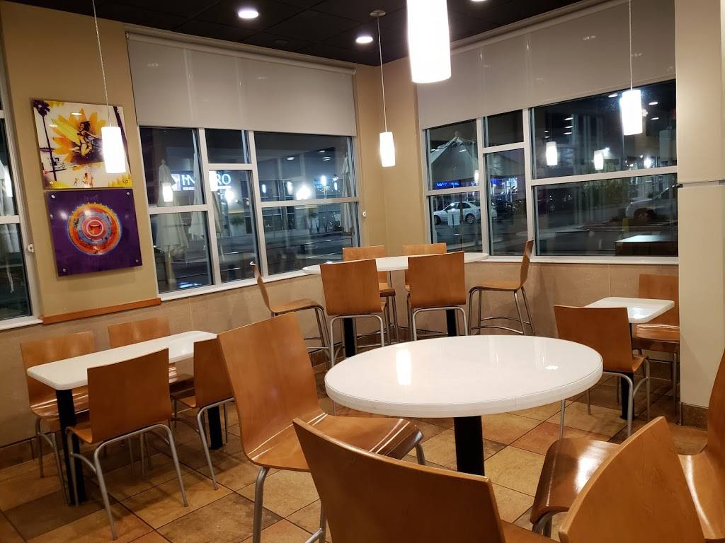 Taco Bell | meal takeaway | 9551 Lakewood Blvd, Downey, CA 90240, USA | 5626220161 OR +1 562-622-0161