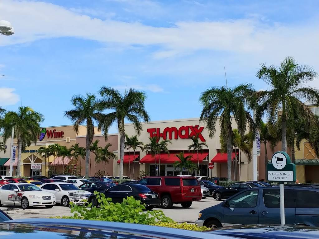 Harbor Shops | shopping mall | 1900- 1947 Cordova Rd, Fort Lauderdale, FL 33316, USA | 9545244578 OR +1 954-524-4578