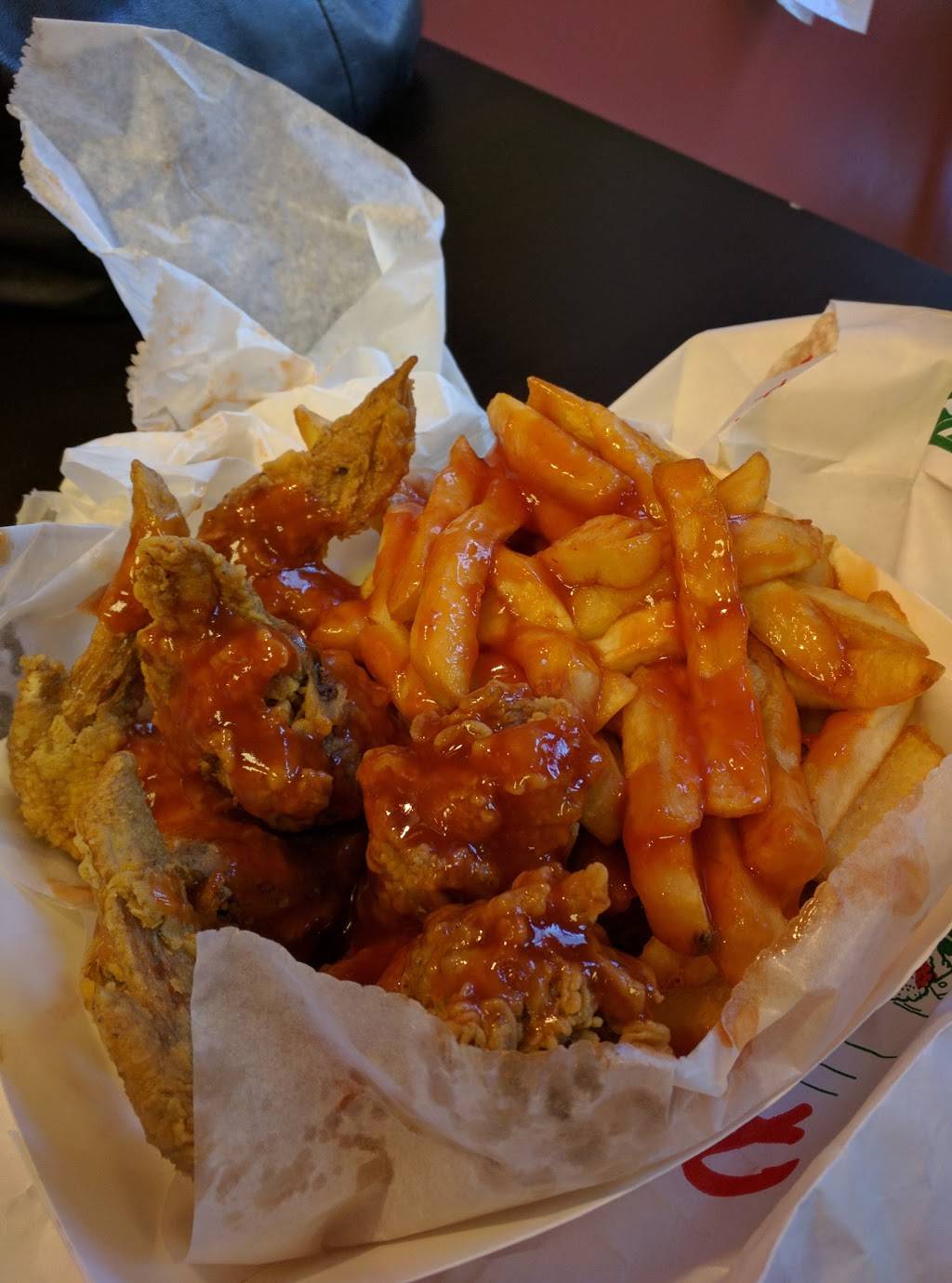 Harold's Chicken Shack - Meal takeaway | 8738 S Kedzie Ave, Evergreen Park, IL 60805, USA
