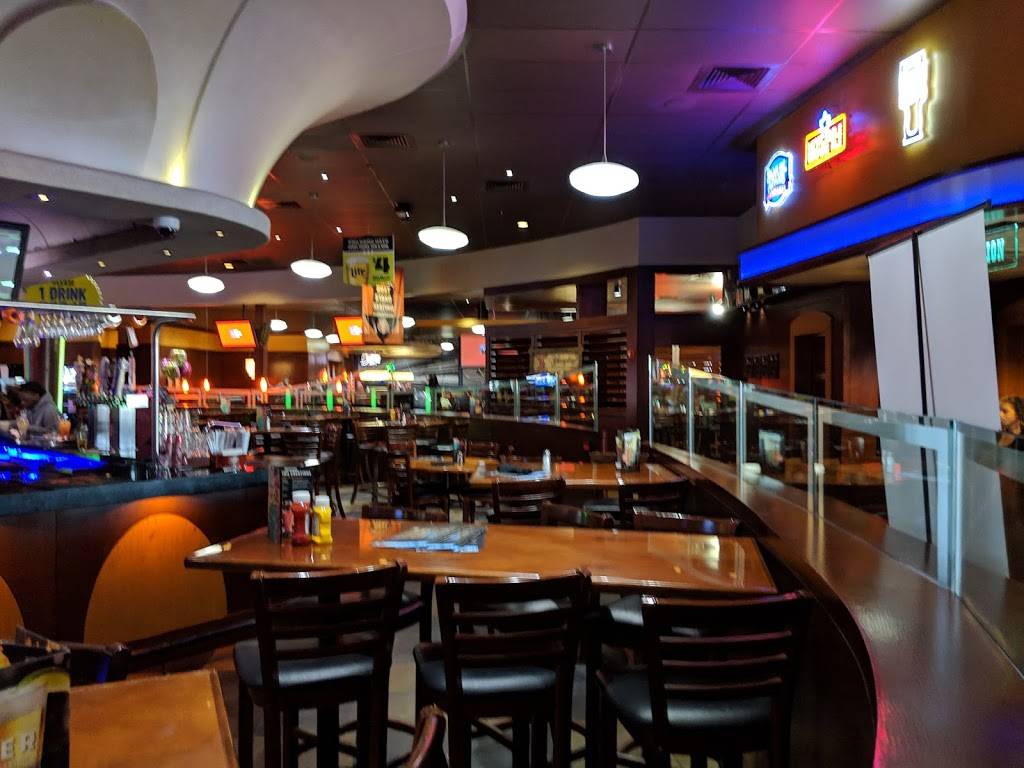 Dave & Buster's | 8350 Castleton Corner Dr, Indianapolis, IN 46250, USA