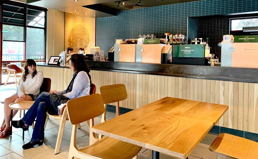 Starbucks | cafe | 463749 State Rd 200, Yulee, FL 32097, USA | 9042250465 OR +1 904-225-0465