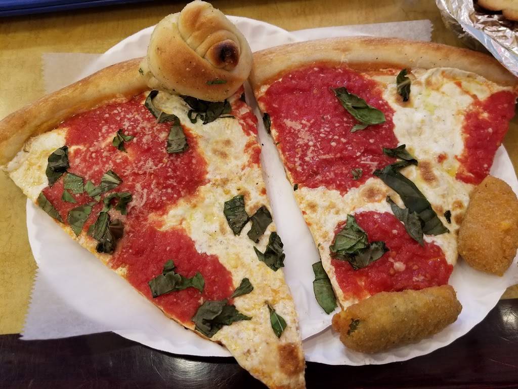 Antonios Pizzeria & Restaurant | meal delivery | 318 Flatbush Ave, Brooklyn, NY 11217, USA | 7183982300 OR +1 718-398-2300