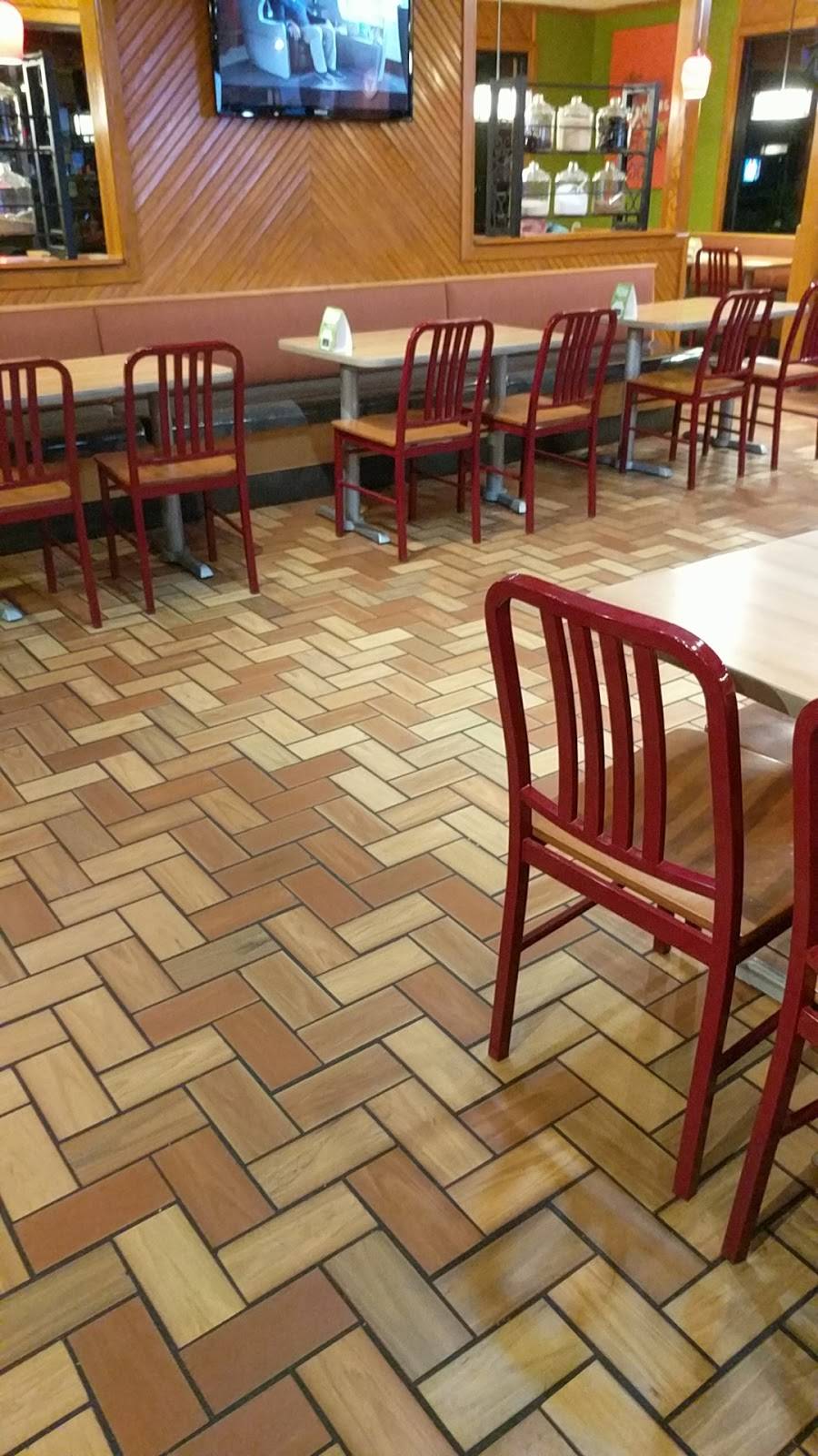 Popeyes Louisiana Kitchen | restaurant | 2801 N Hwy 190, Covington, LA 70433, USA | 9858935085 OR +1 985-893-5085