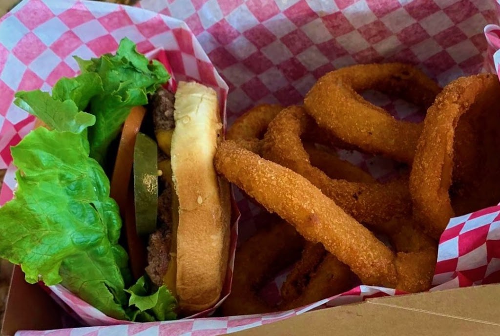 Manzitto Burgers | restaurant | 25151 State Hwy 82, Park Hill, OK 74451, USA | 9189316402 OR +1 918-931-6402