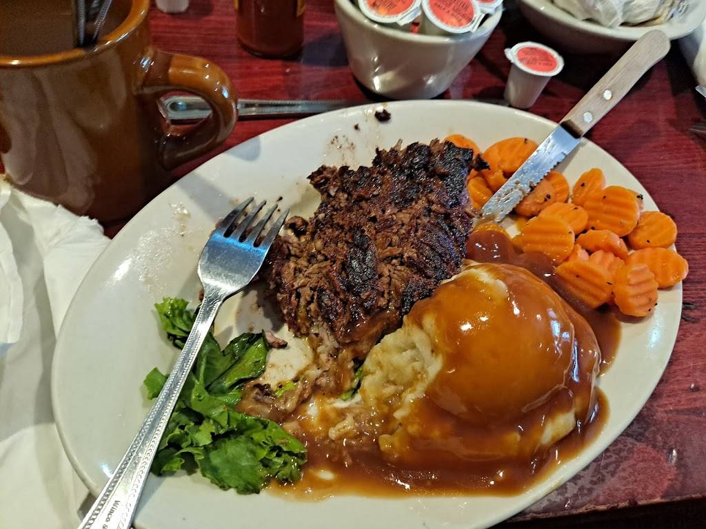 Lisas Country Kitchen | restaurant | 735 S Main St, Nephi, UT 84648, USA | 4356237900 OR +1 435-623-7900
