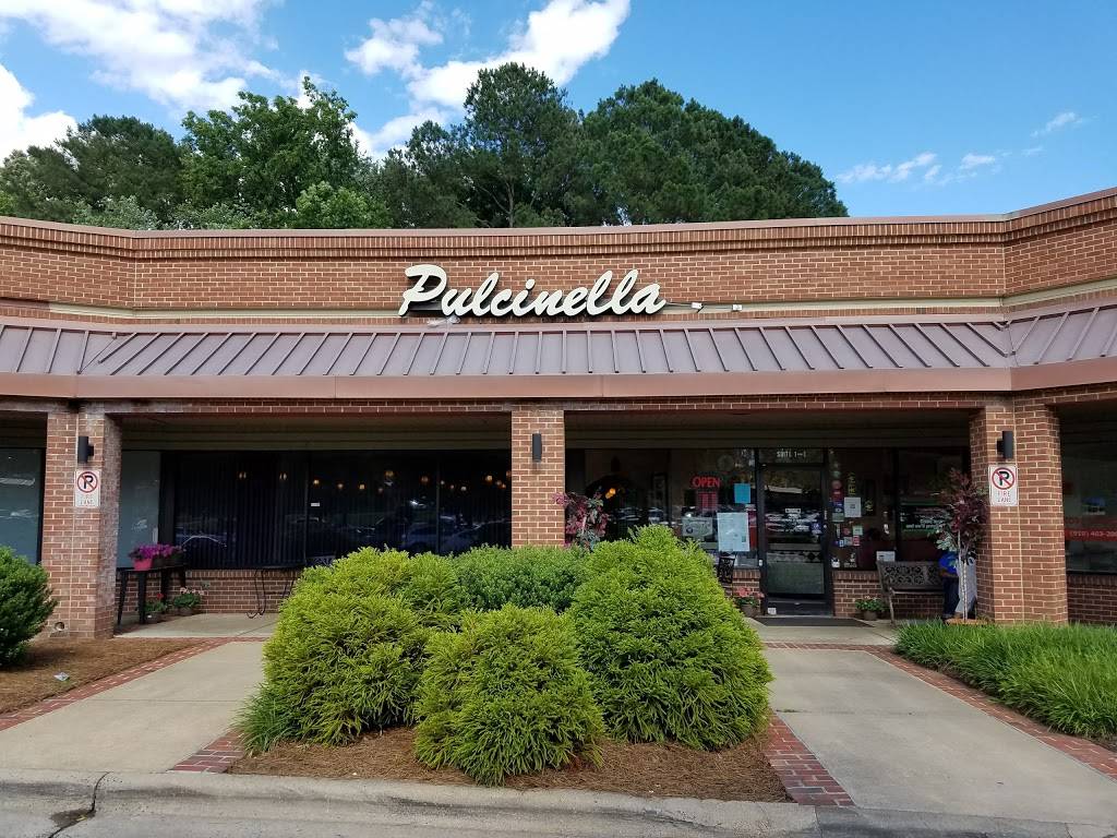 Pulcinellas Italian Restaurant | restaurant | 4711 Hope Valley Rd Ste 1e, Durham, NC 27707, USA | 9194901172 OR +1 919-490-1172