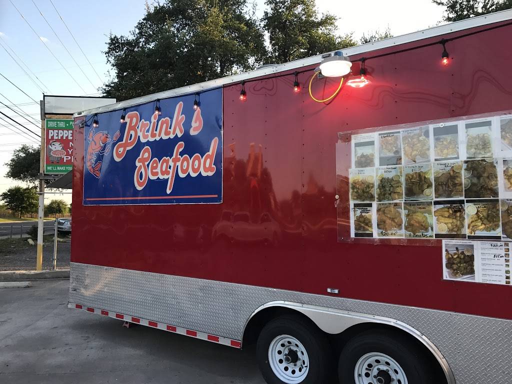 Brinks Seafood | restaurant | 10415 Huebner Rd, San Antonio, TX 78240, USA | 3612965534 OR +1 361-296-5534