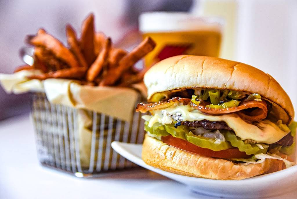 Joe’s Burgers Murrayhill | restaurant | 14623 SW Teal Blvd, Beaverton, OR 97007, USA | 5037464318 OR +1 503-746-4318