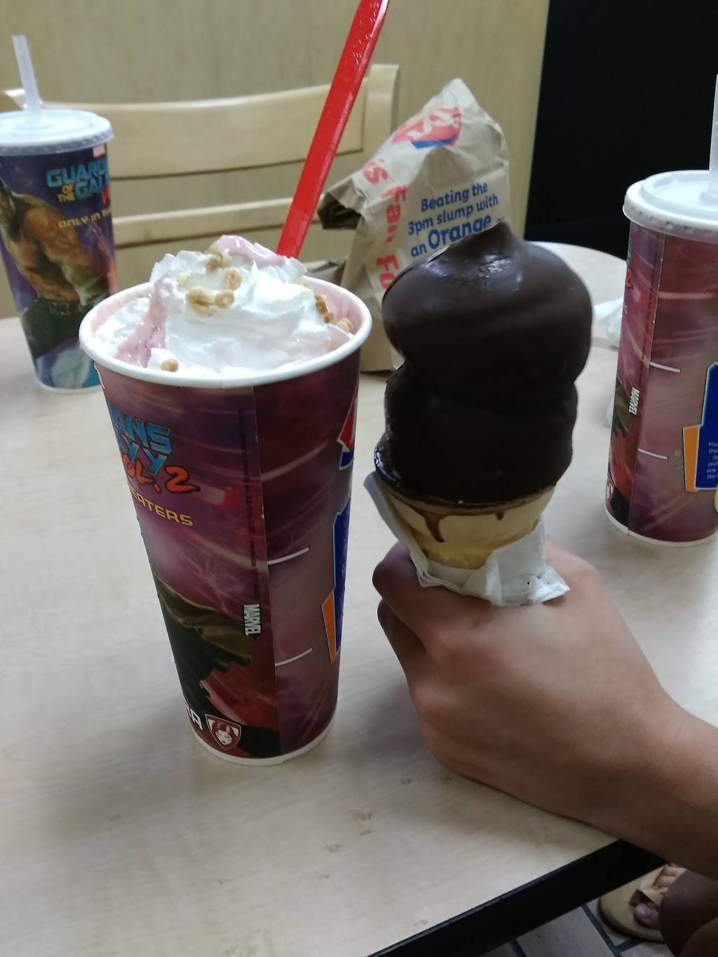 Dairy Queen | restaurant | 21700 John T Reid Pkwy, Scottsboro, AL 35768, USA | 2562594114 OR +1 256-259-4114