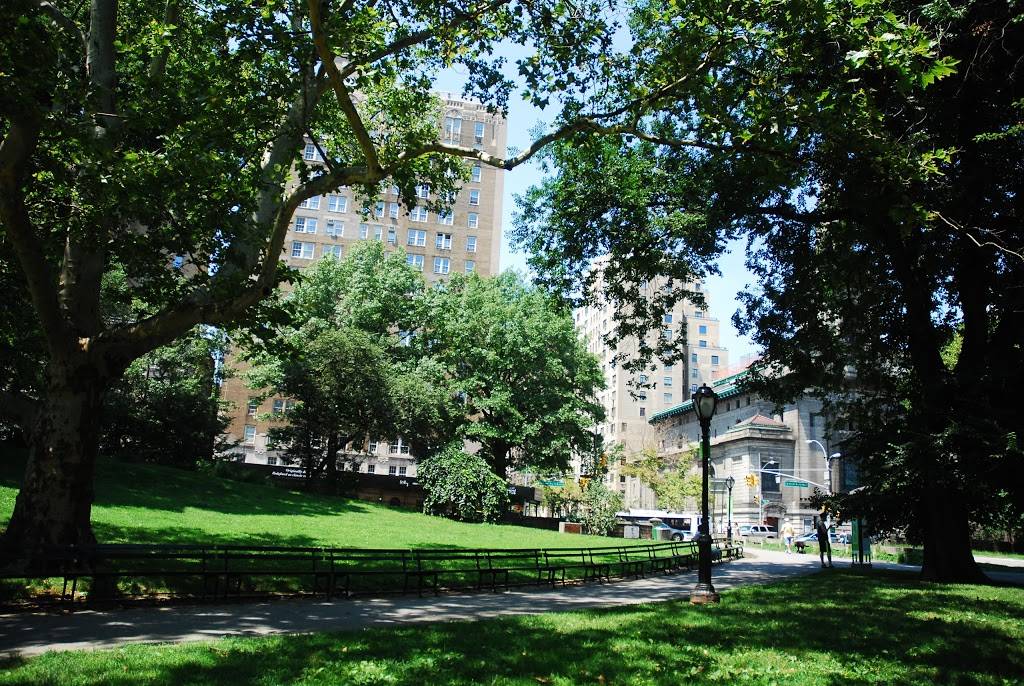 Park West Cafe & Deli | restaurant | 477 Central Park West, New York, NY 10025, USA | 2126635690 OR +1 212-663-5690