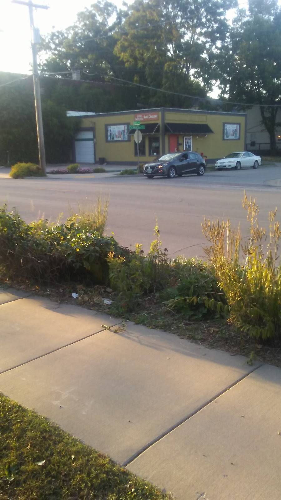 Otts Pasta Carry Out | meal takeaway | 1437 E Cherry St, Springfield, MO 65802, USA | 4178638843 OR +1 417-863-8843