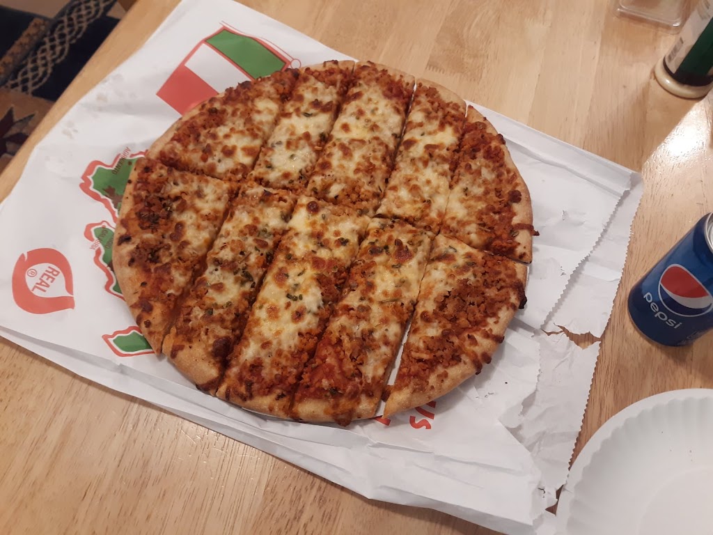Clints Pizza House | restaurant | 1601 W 3rd St, Davenport, IA 52802, USA | 5633249111 OR +1 563-324-9111