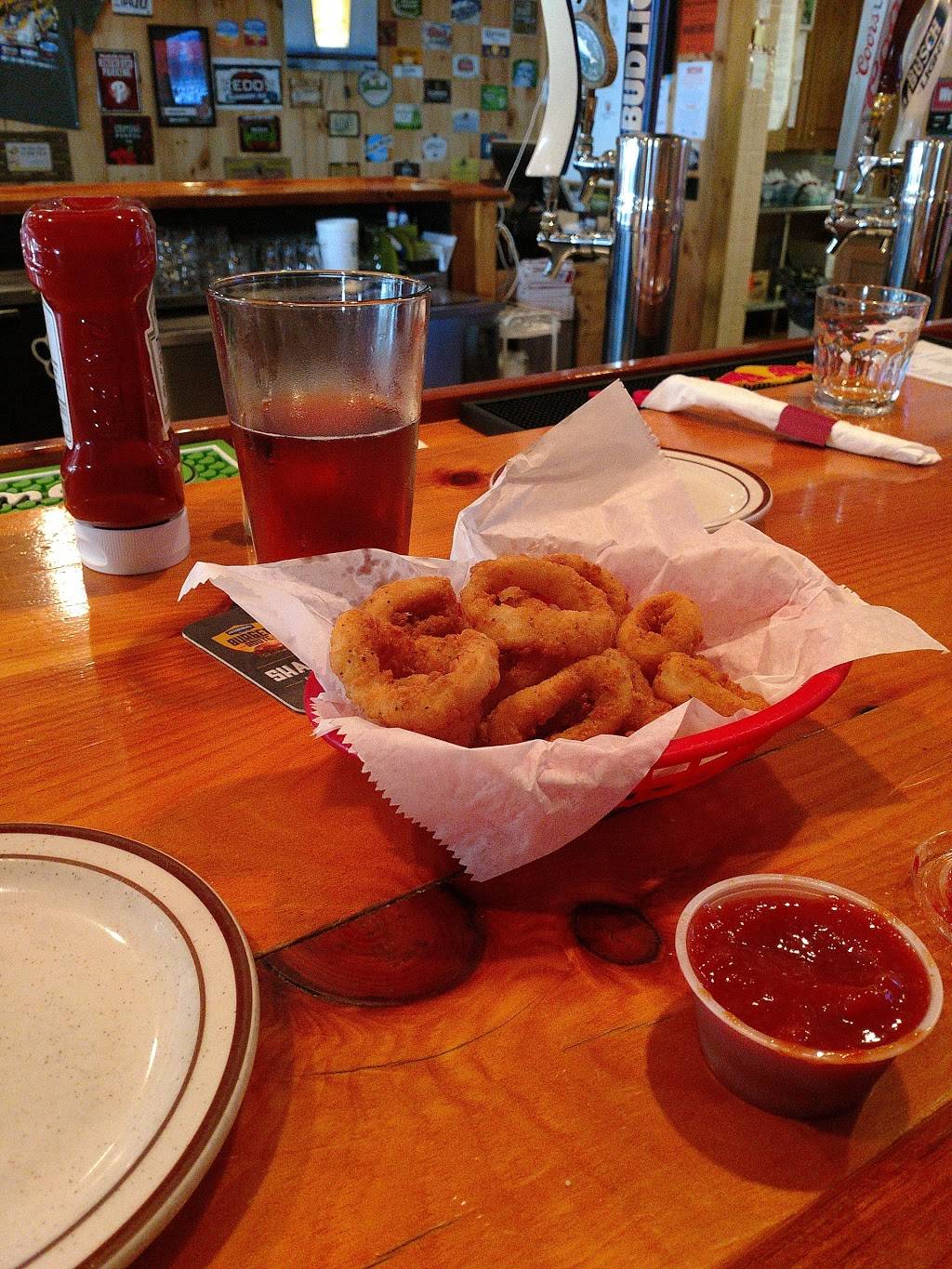 Red Zone | restaurant | 34 Envision Drive, Mifflintown, PA 17059, USA | 7174367339 OR +1 717-436-7339
