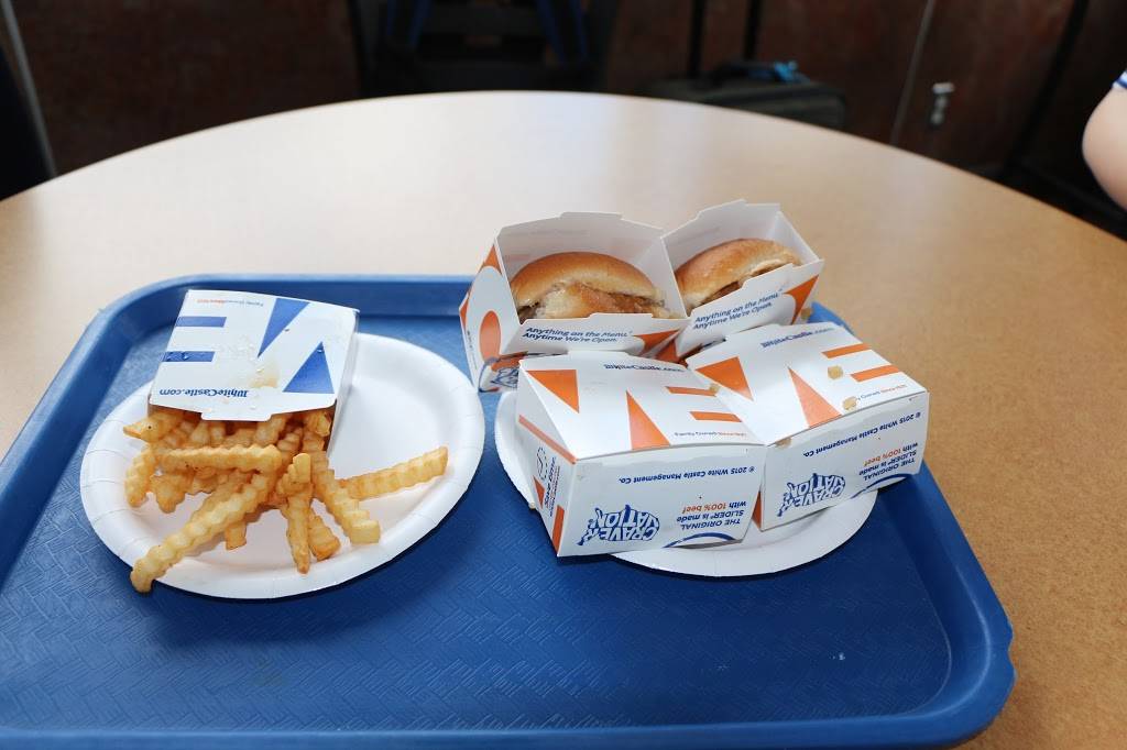 White Castle | restaurant | 55 W South St, Indianapolis, IN 46225, USA | 3174230014 OR +1 317-423-0014