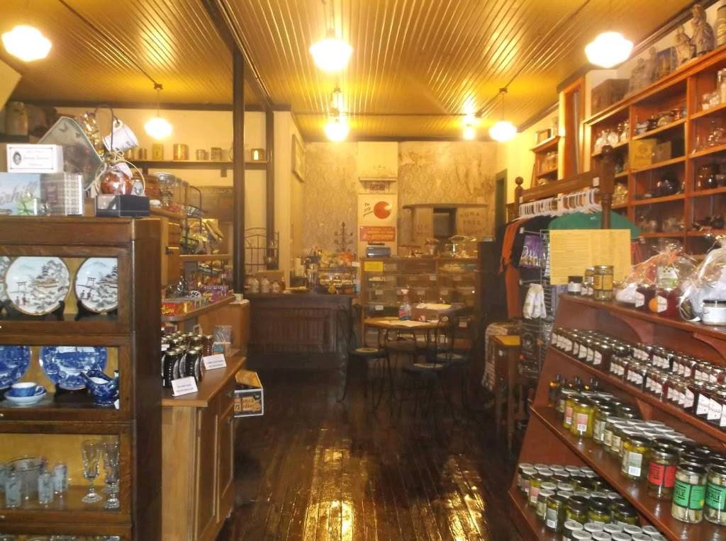 Foster Hall Antiques & General Store | meal takeaway | 201 Main St, Towanda, PA 18848, USA | 5704855523 OR +1 570-485-5523