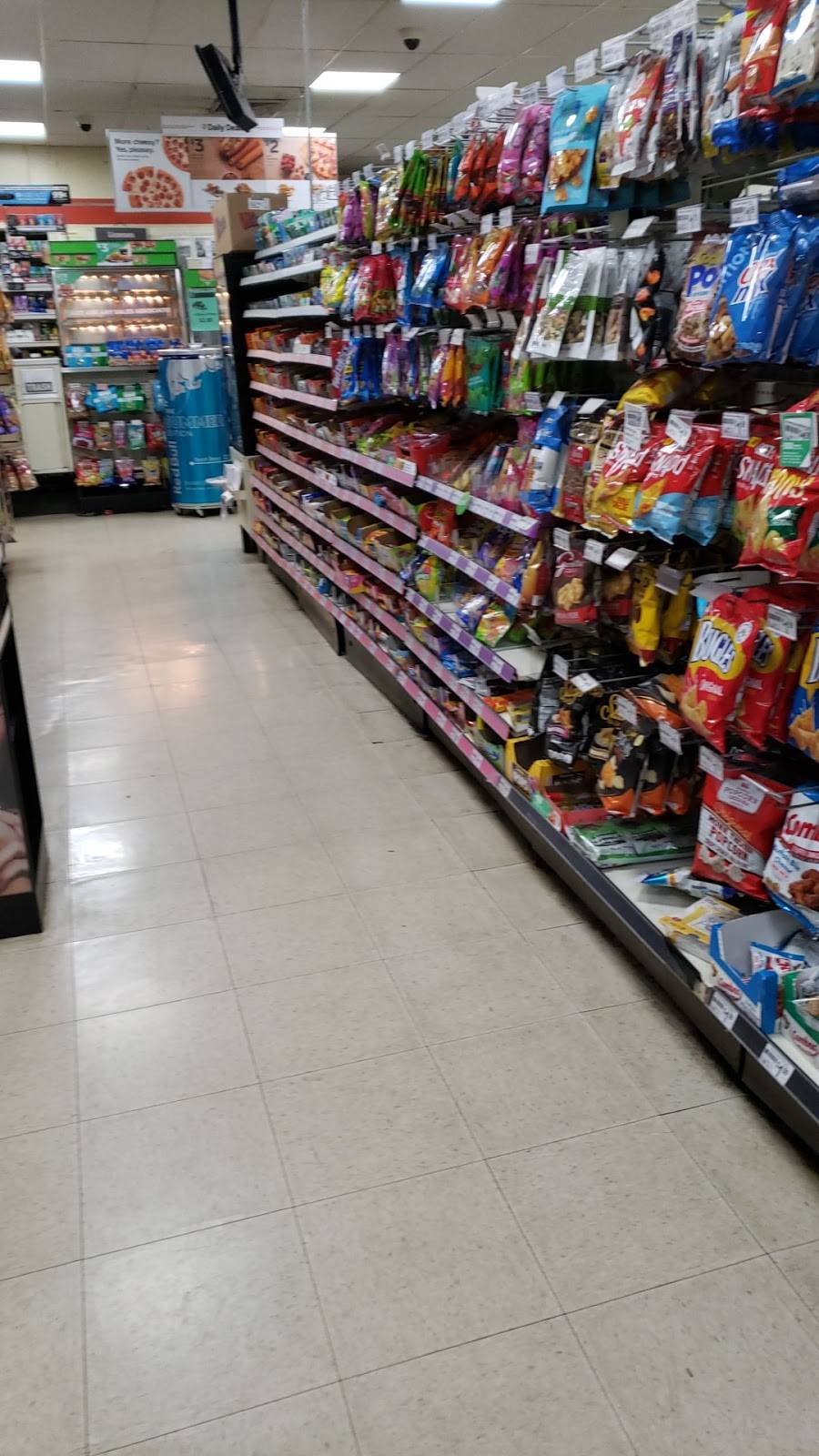 7-Eleven | bakery | 337 Willard Ave, Newington, CT 06111, USA | 8606660325 OR +1 860-666-0325
