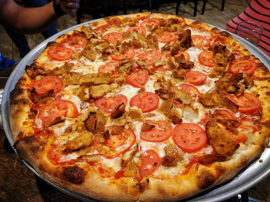 Carmines Pizzeria | meal delivery | 358 Graham Ave, Brooklyn, NY 11211, USA | 7187829659 OR +1 718-782-9659