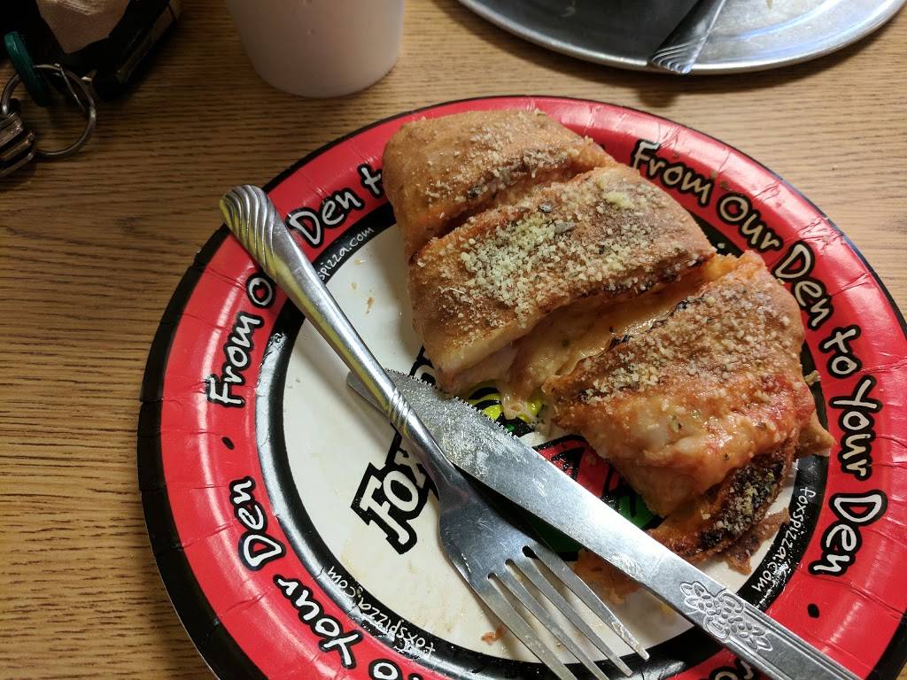 Foxs Pizza Den | restaurant | 603 S Front St, Ellisville, MS 39437, USA | 6014778881 OR +1 601-477-8881