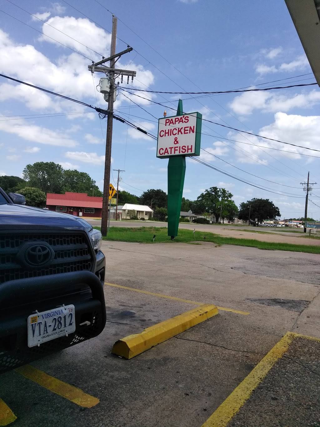Papas Chicken and Catfish | restaurant | 218 N Highway 274, Seven Points, TX 75143, USA | 9034322691 OR +1 903-432-2691