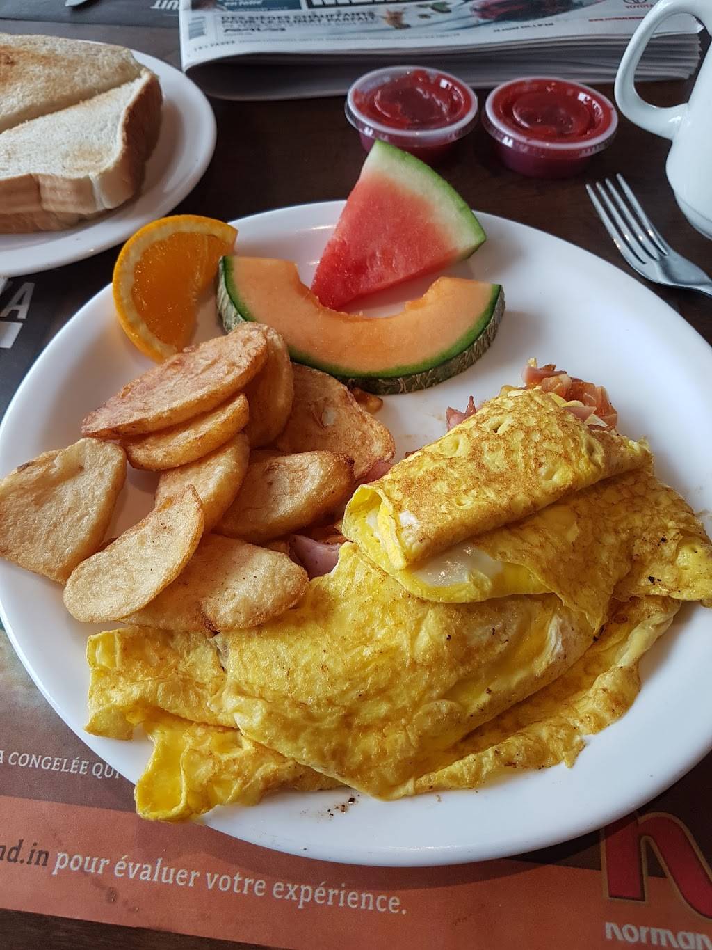 Restaurant Normandin | meal delivery | 1037 Boulevard Pie-XI N, Québec, QC G3K 2S3, Canada | 4188450373 OR +1 418-845-0373