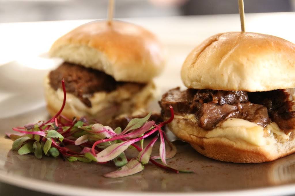 The Lake Room | restaurant | 3386 Shoreline Dr, Navarre, MN 55392, USA | 9528554333 OR +1 952-855-4333