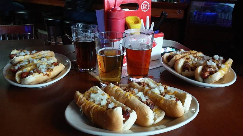 Neumanns Bar | restaurant | 2531 7th Ave E, North St Paul, MN 55109, USA | 6517706020 OR +1 651-770-6020