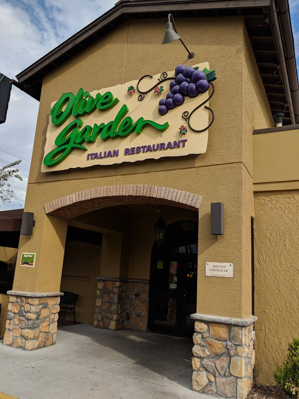 Olive Garden Italian Restaurant Meal Takeaway 2801 E Busch