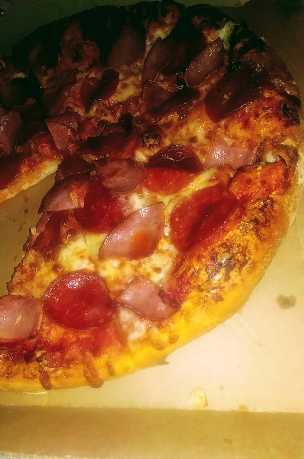 Dominos Pizza | meal delivery | 200 W E Central Texas Expy Ste B, Harker Heights, TX 76548, USA | 2542524600 OR +1 254-252-4600