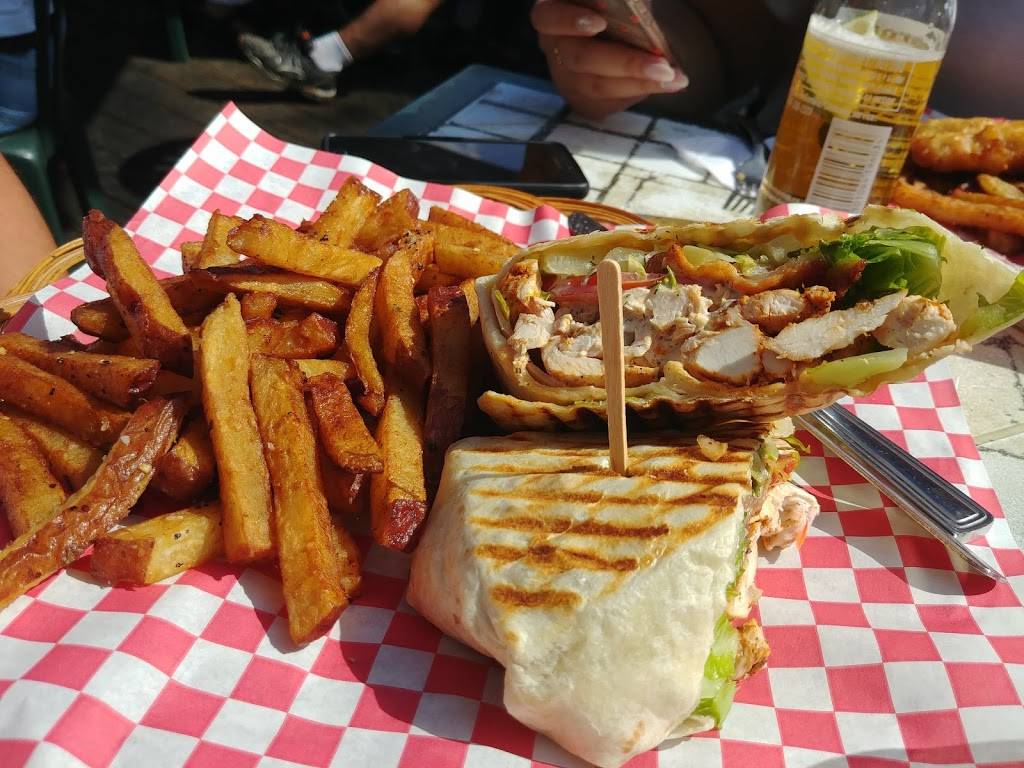 Annies sur le lac | restaurant | 76 Rue Sainte-Anne, Sainte-Anne-de-Bellevue, QC H9X 1L8, Canada | 5144570599 OR +1 514-457-0599