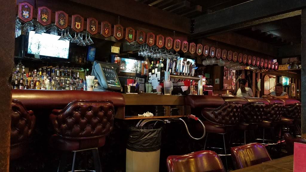 Isles Pub & Pizza | restaurant | 6232 Havelock Ave, Lincoln, NE 68507, USA | 4024641858 OR +1 402-464-1858