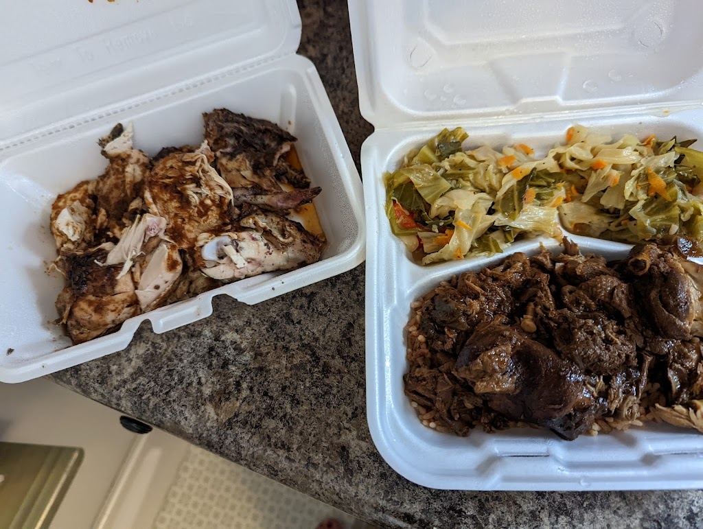 Dops Jerk House | restaurant | 2303 E Washington St Suite 5, Bloomington, IL 61704, USA | 3095852667 OR +1 309-585-2667