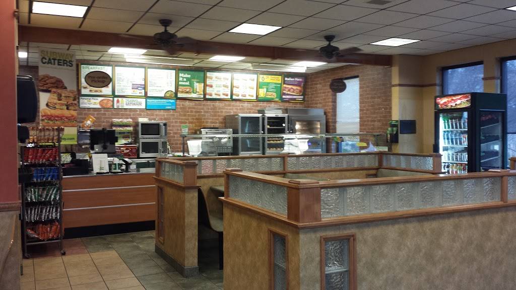 Subway - Restaurant | 720 Madison Ave, Howards Grove, WI ...