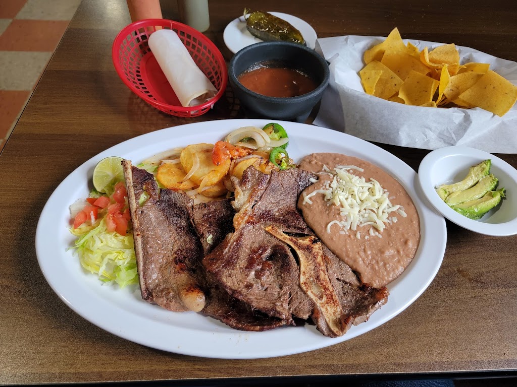 Fuegos Restaurant | meal delivery | 521 W Brown St, Pampa, TX 79065, USA | 8066650442 OR +1 806-665-0442