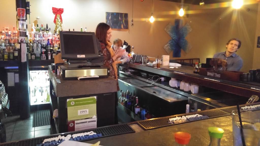Seven Shichi Sushi Bar | restaurant | 28 E Main St, Belleville, IL 62220, USA | 6182776702 OR +1 618-277-6702