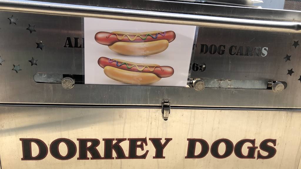 Dorkey Dogs | restaurant | 31 John St, Berkeley Springs, WV 25411, USA