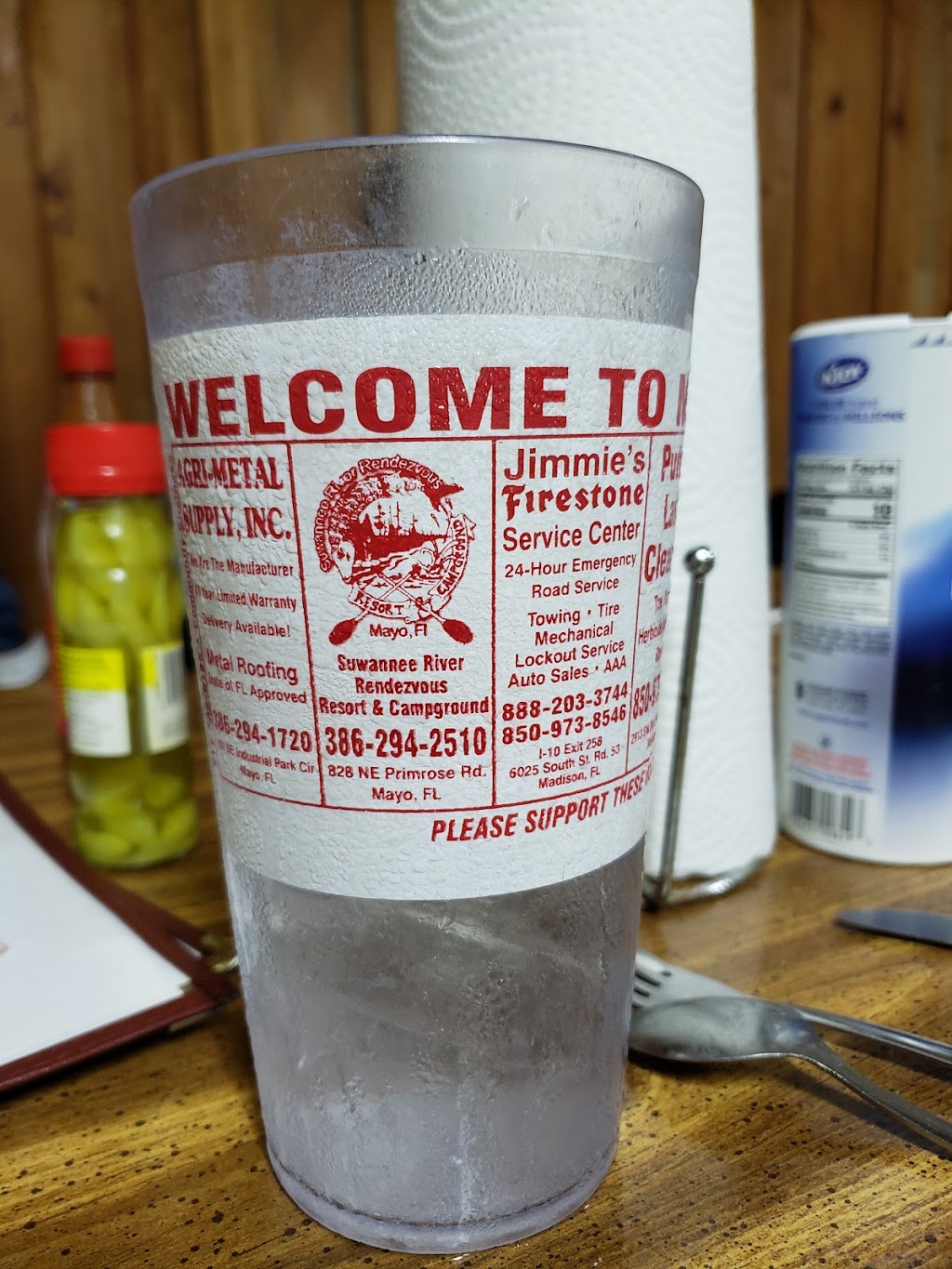 Mayo Cafe | restaurant | 220 W Main St, Mayo, FL 32066, USA | 3862942127 OR +1 386-294-2127