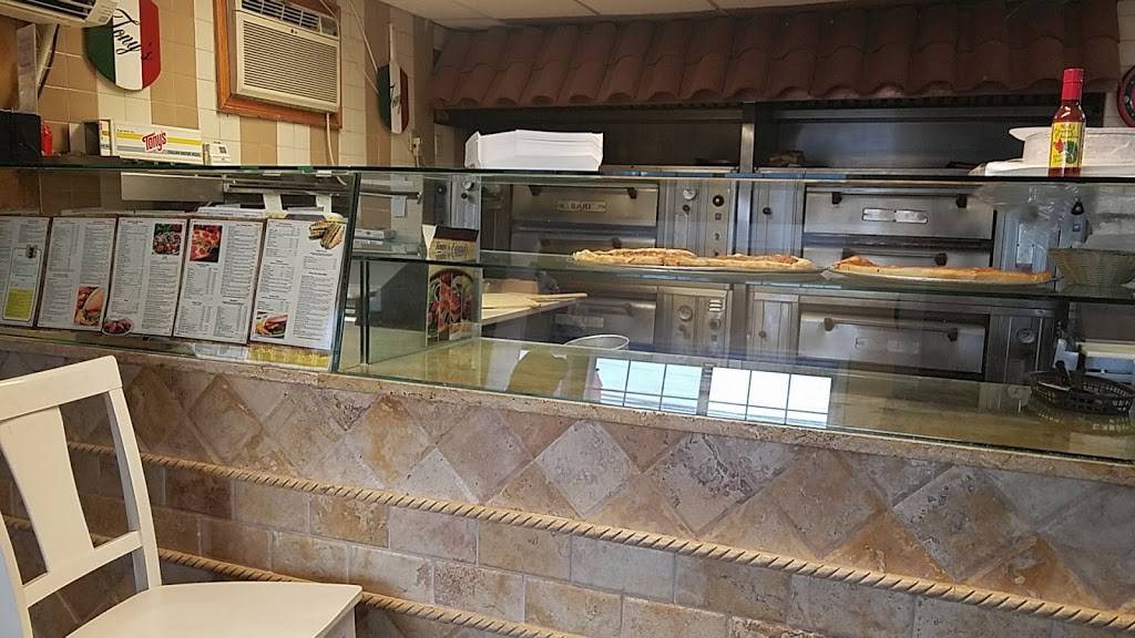 Tonys Family Ristorante And Pizzeria | restaurant | 460 W Penn Ave, Robesonia, PA 19551, USA | 6106935720 OR +1 610-693-5720