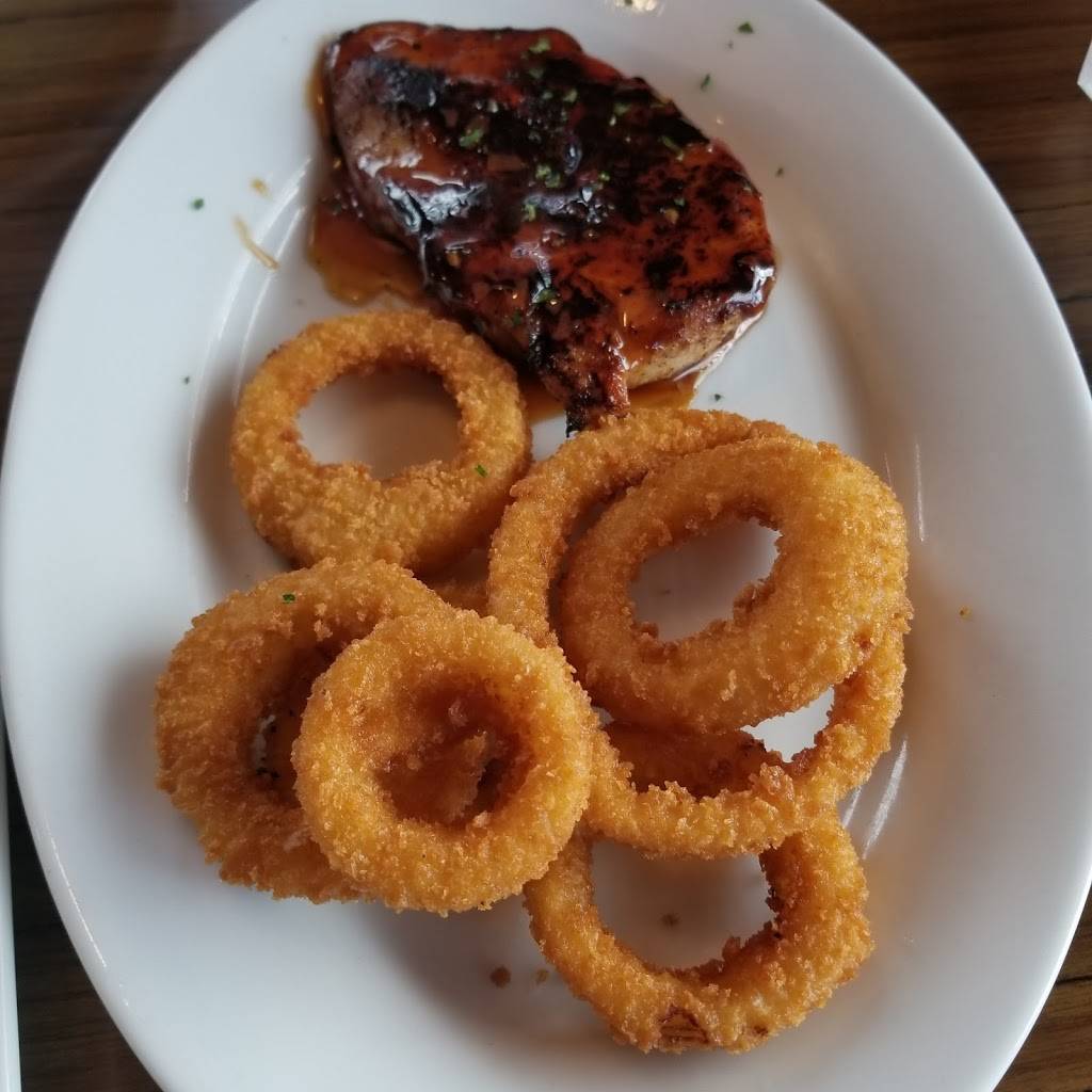 Ruby Tuesday | restaurant | 1044 Randolph St, Thomasville, NC 27360, USA | 3364754152 OR +1 336-475-4152