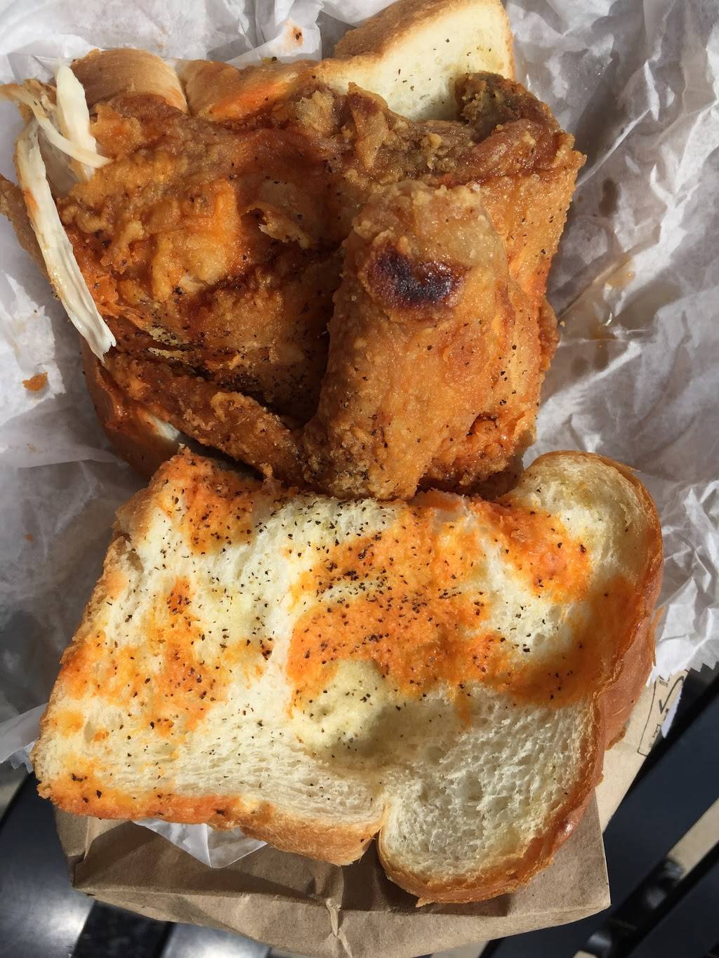 Blue and White Carry Out | meal takeaway | 1024 Wythe St, Alexandria, VA 22314, USA | 7035483867 OR +1 703-548-3867