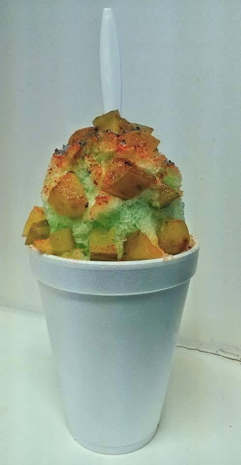 Summer Snow Sno-Kones | restaurant | 700 N 6th St, Kingsville, TX 78363, USA | 3612212661 OR +1 361-221-2661