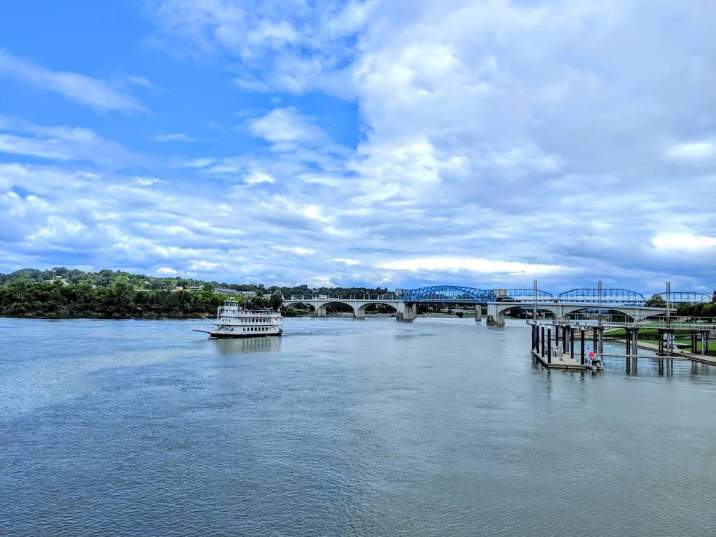 Southern Belle Riverboat | restaurant | 151 Riverfront Pkwy, Chattanooga, TN 37402, USA | 4232664488 OR +1 423-266-4488