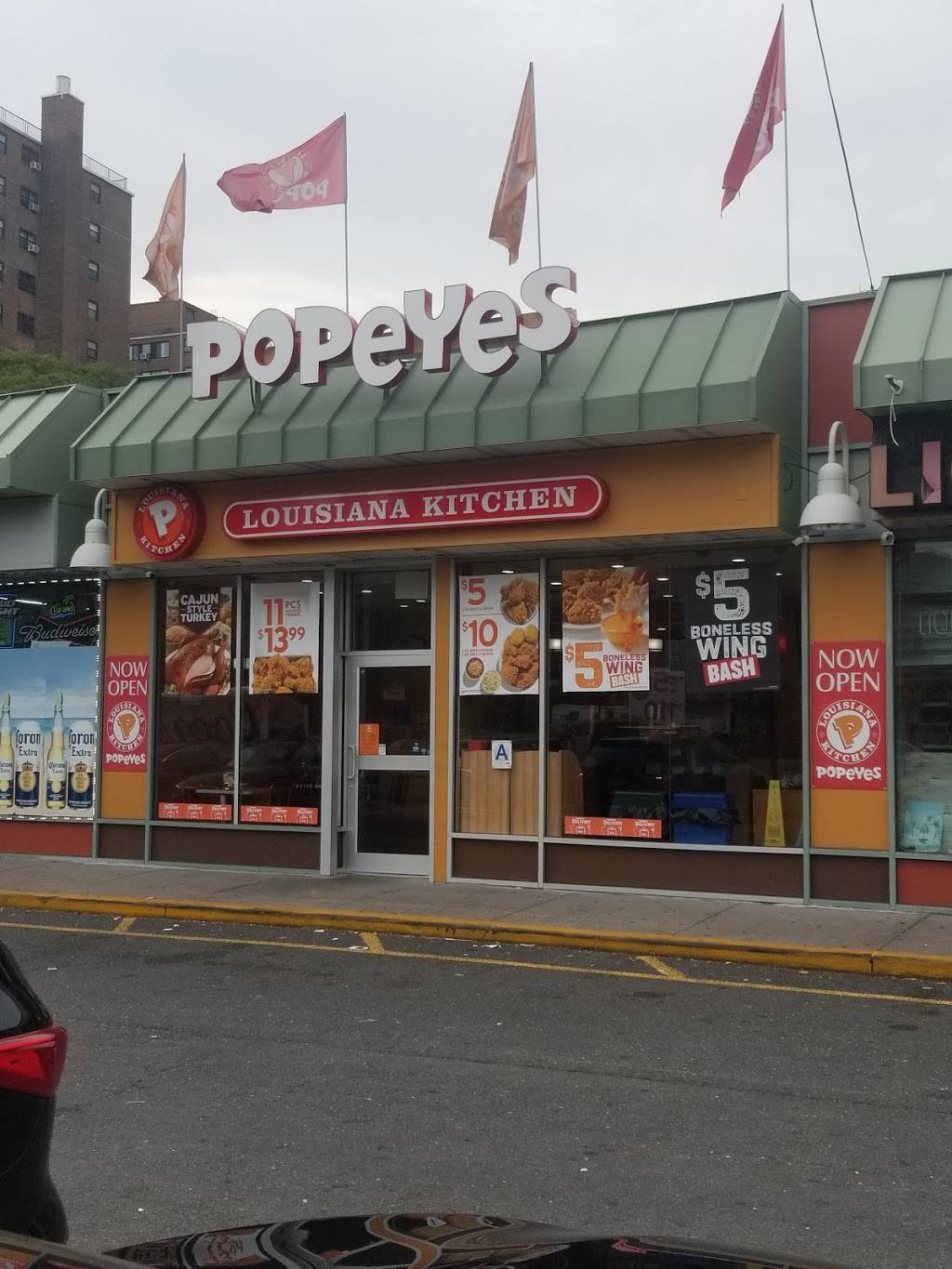 Popeyes Louisiana Kitchen | restaurant | 33-18 21st St, Long Island City, NY 11106, USA | 3475310906 OR +1 347-531-0906