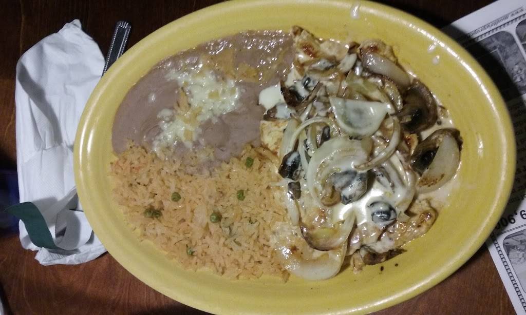 Chapala Mexican Grill | restaurant | 1120 W Main St, Shelbyville, IL 62565, USA | 2177743833 OR +1 217-774-3833