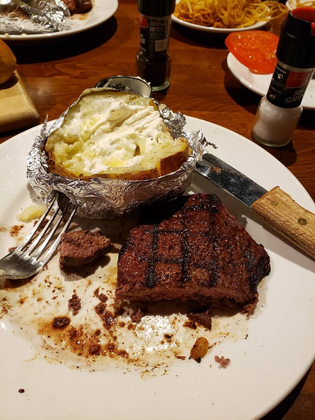 No. 9 Grill | restaurant | 27 W Main St, Cambridge City, IN 47327, USA | 7653348315 OR +1 765-334-8315