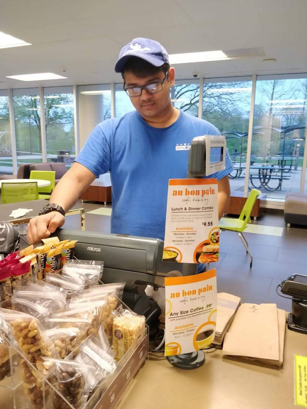 Au Bon Pain | cafe | John James Audubon Pkwy & Core Road, Buffalo, Buffalo, NY 14221, USA | 7166458880 OR +1 716-645-8880