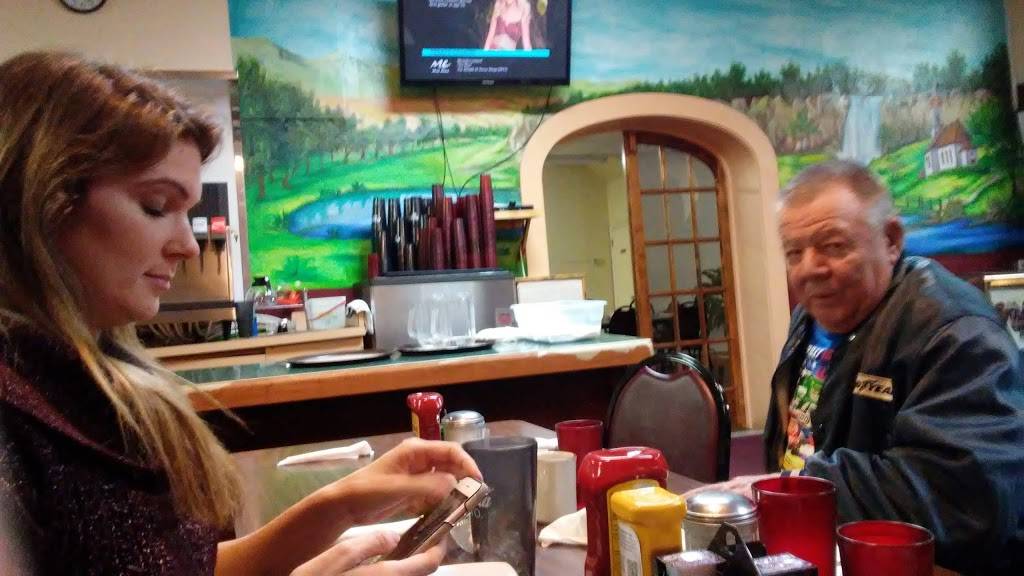 Arcade Pancake House | restaurant | 132 N Market St, Paxton, IL 60957, USA | 2173793268 OR +1 217-379-3268